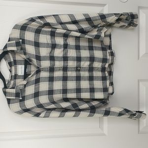 American Eagle Plaid Flannel Slightly Cropped Long Sleeve Button Down Shirt L